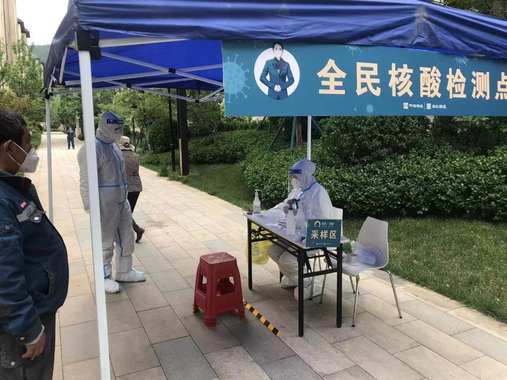 產(chǎn)發(fā)戰(zhàn)疫 | 園區(qū)巾幗不輸男兒，退伍黨員連續(xù)沖鋒在第一線